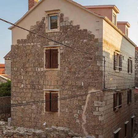 Apartments Bepi Komiza Exterior photo